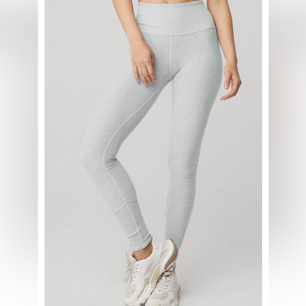 High-Waisted Alo Soft Lounge Leggings in Athletic Heather Grey